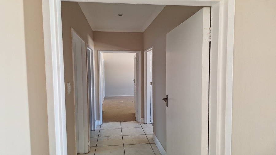 4 Bedroom Property for Sale in Brymore Eastern Cape